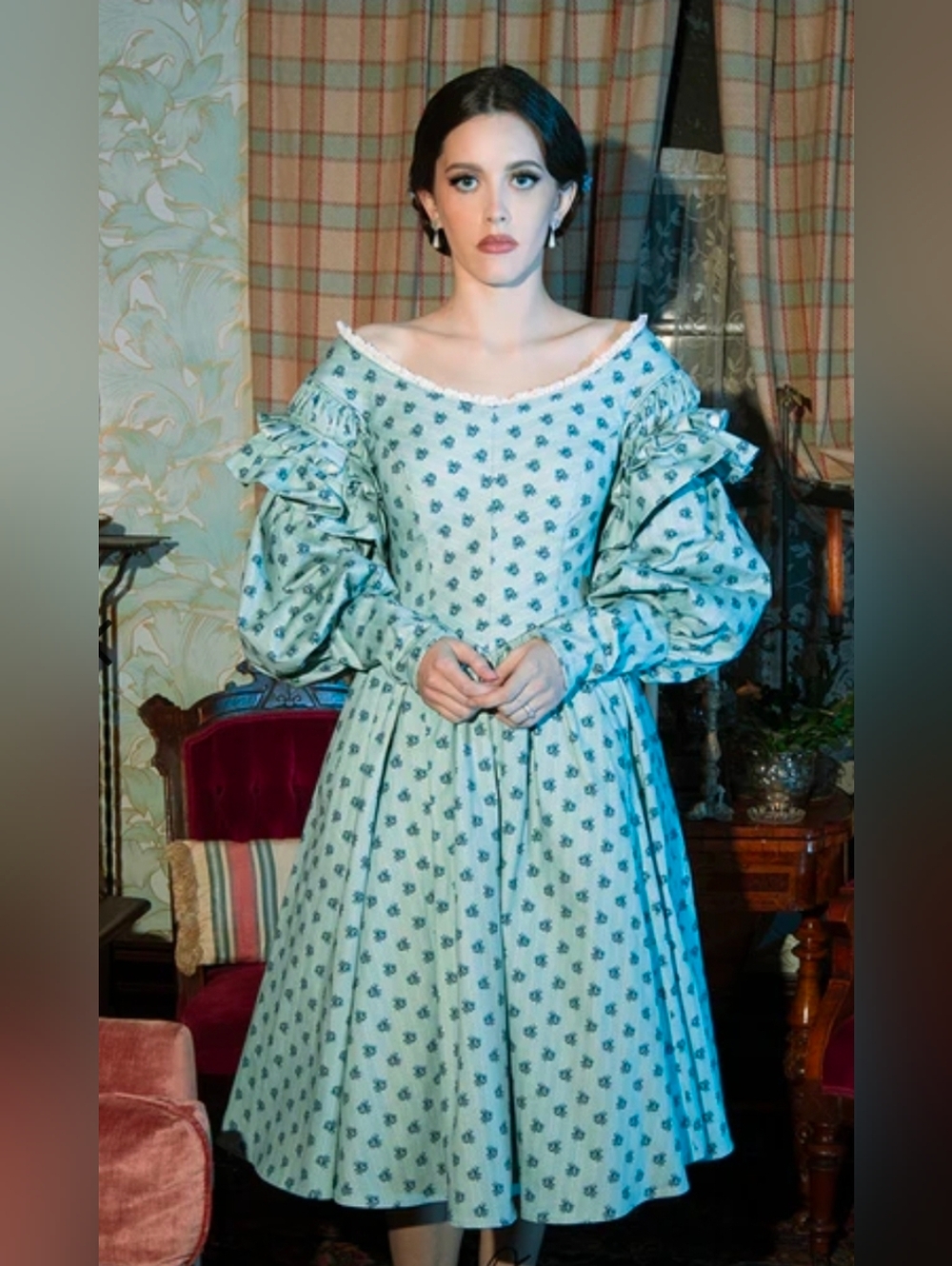 La Femme En Noir Nosferatu Ellen Victorian Dress In Blue Floral Print- Size XL